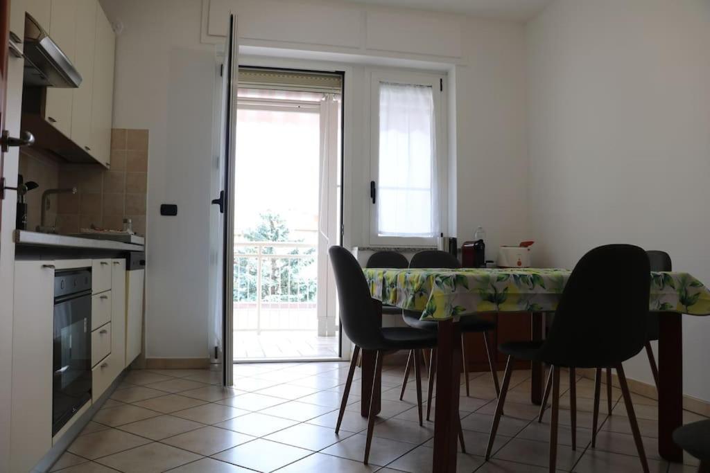 Apartament Officium Su Piazzetta Turyn Zewnętrze zdjęcie